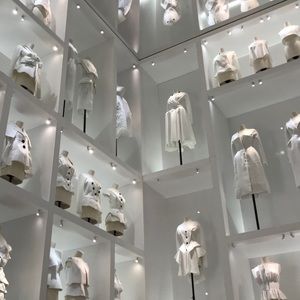 Meet your Posher, Anelsa